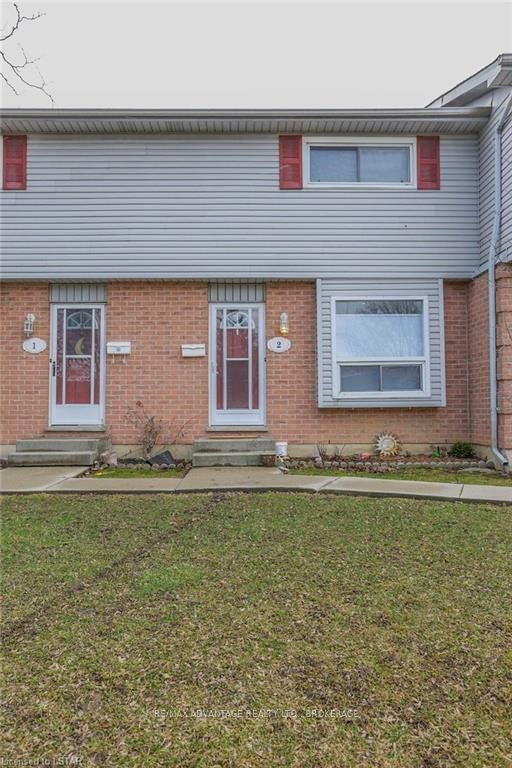 Listing photo 2