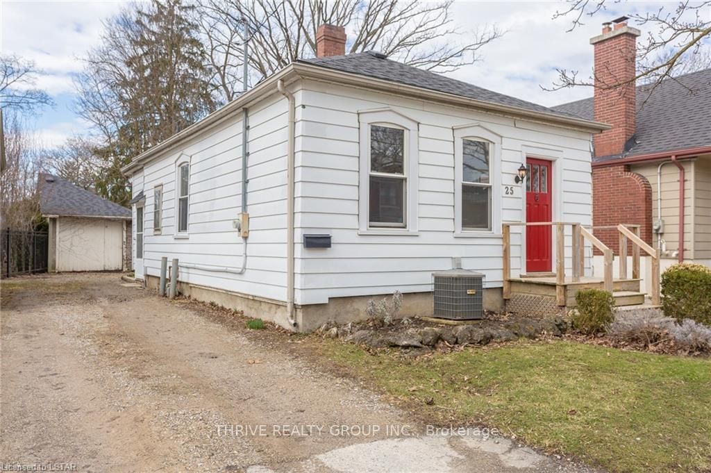 Listing Image 6
