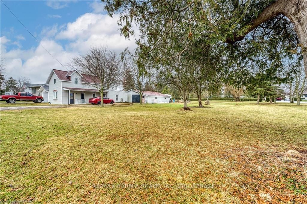 Listing Image 7
