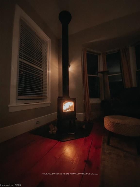 Listing Image 7
