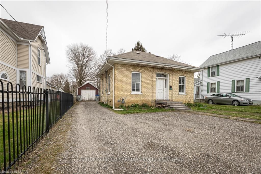 Listing Image 3