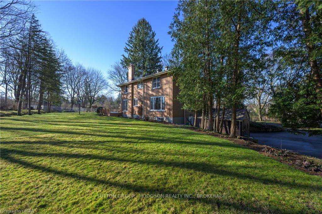 Listing Image 6