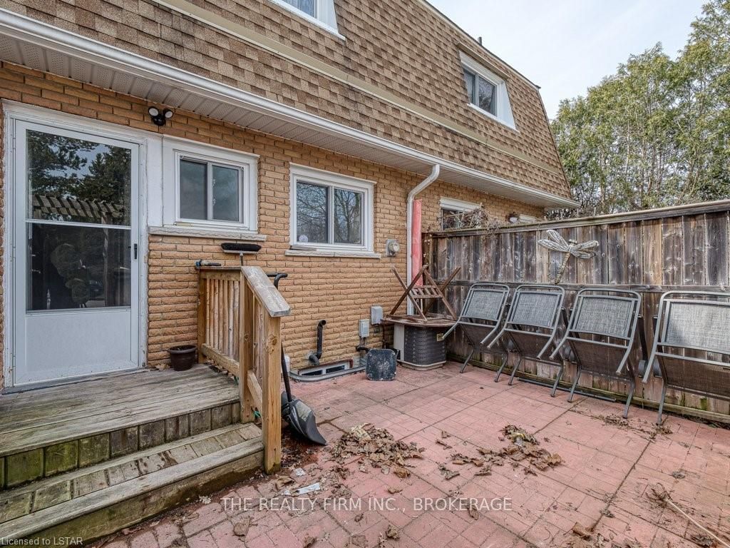 Listing Image 26