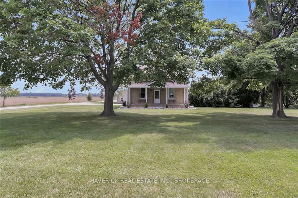 Listing Image 3