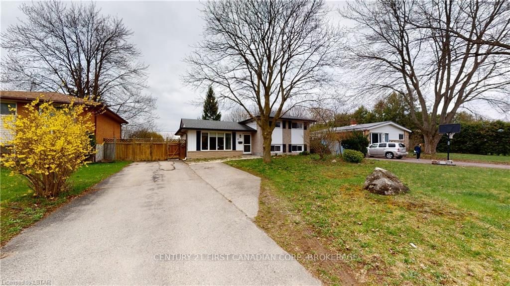Listing Image 3