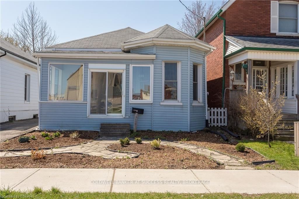 Listing Image 3