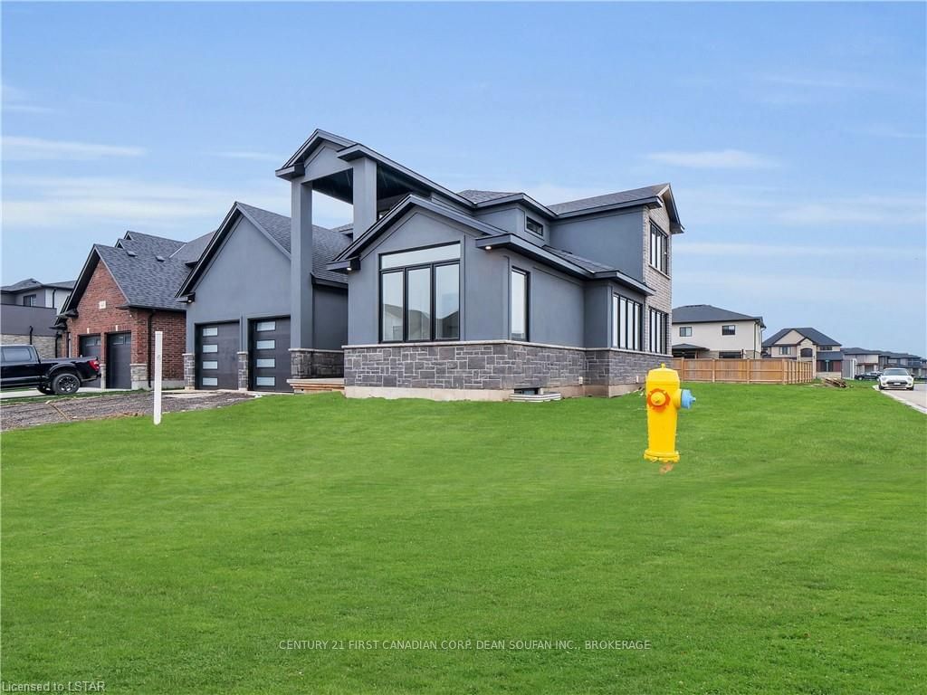 Listing Image 3