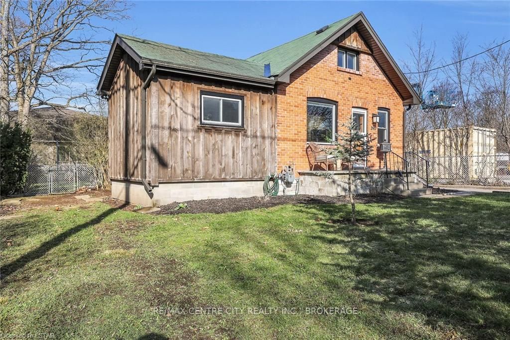 Listing Image 2