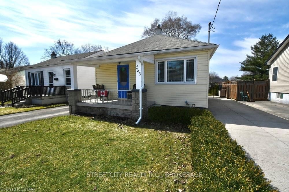 Listing Image 3