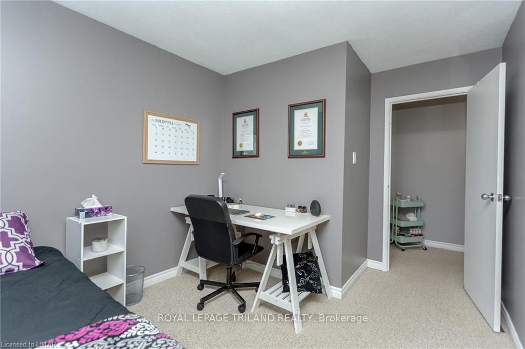 Listing Image 32