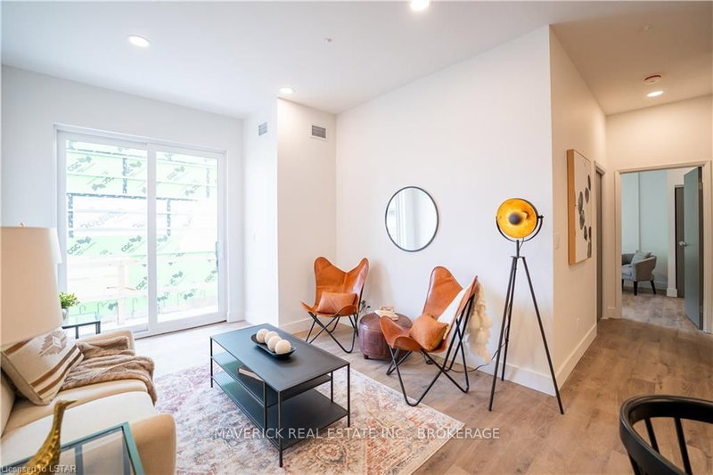 305 - 228 Mcconnell St, South Huron, N0M 1S3 | Image 2