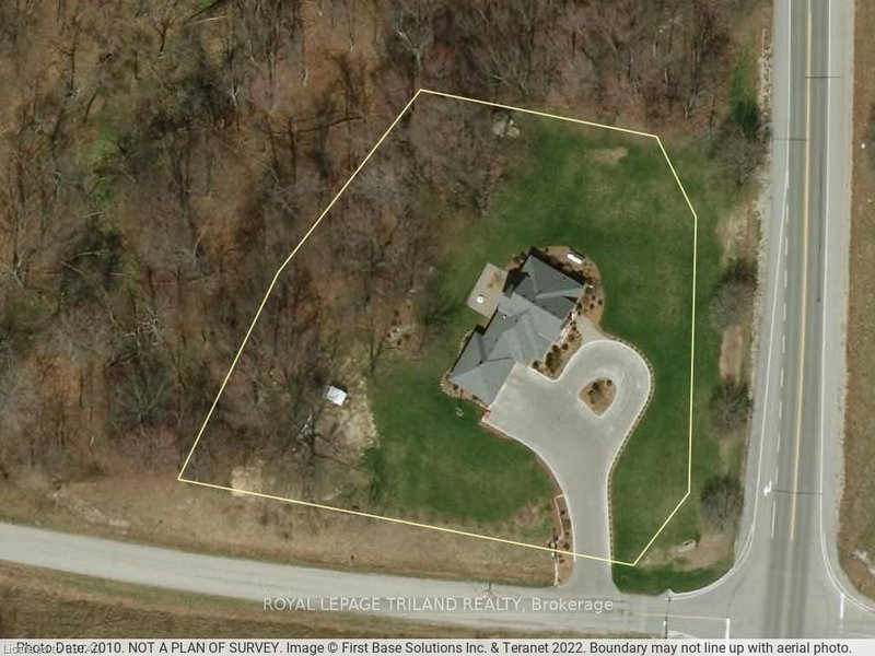 42580 Roberts Line, Central Elgin, N0L 2L0 | Image 2