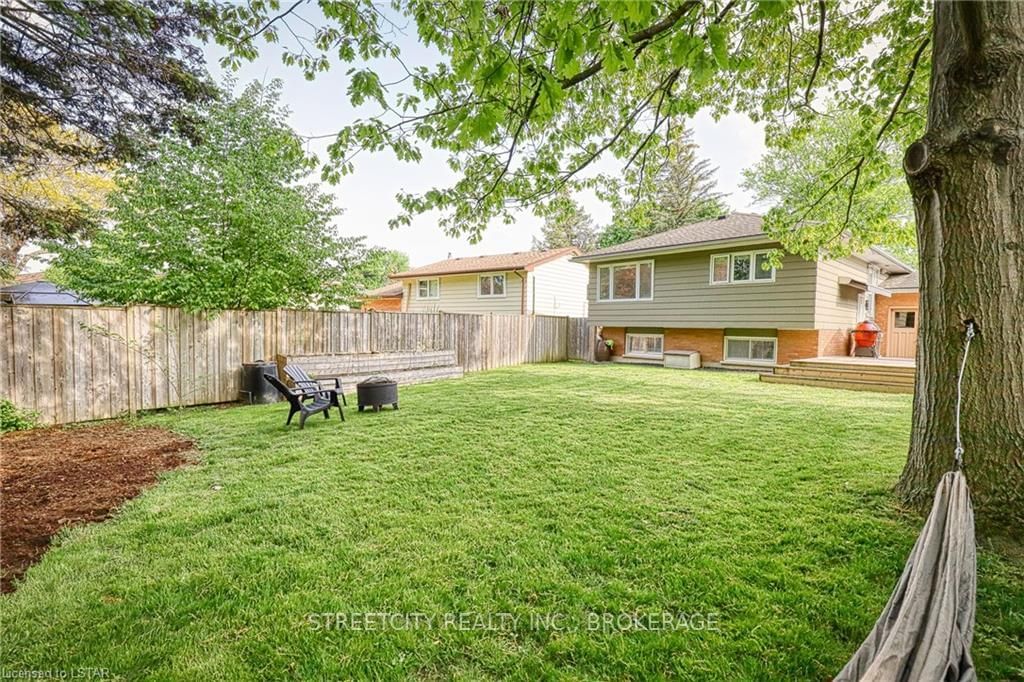Listing Image 7
