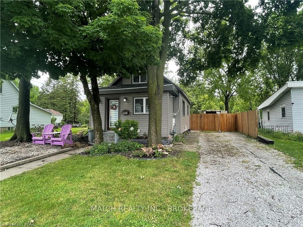 Listing photo 2