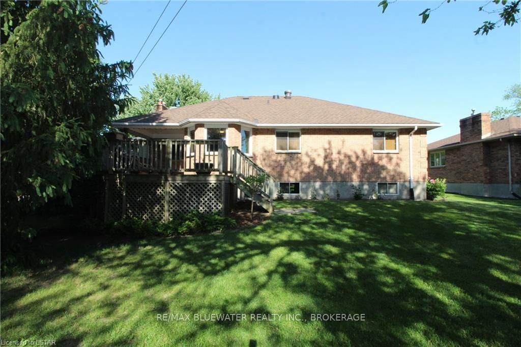 Listing Image 7