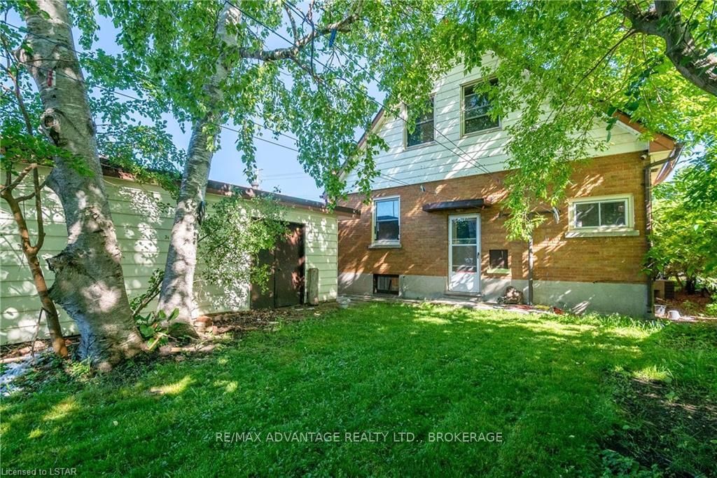 Listing Image 7