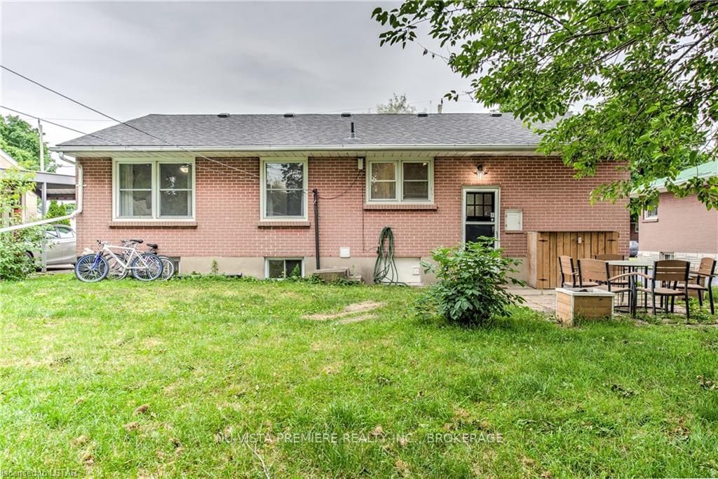Listing Image 7