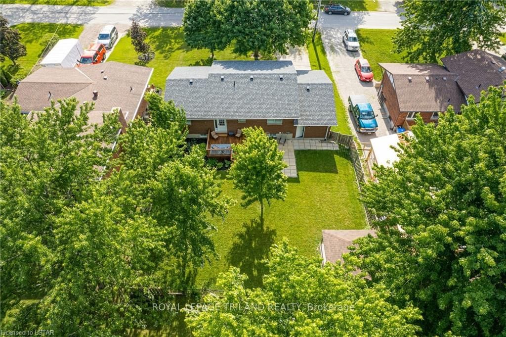 Listing Image 3