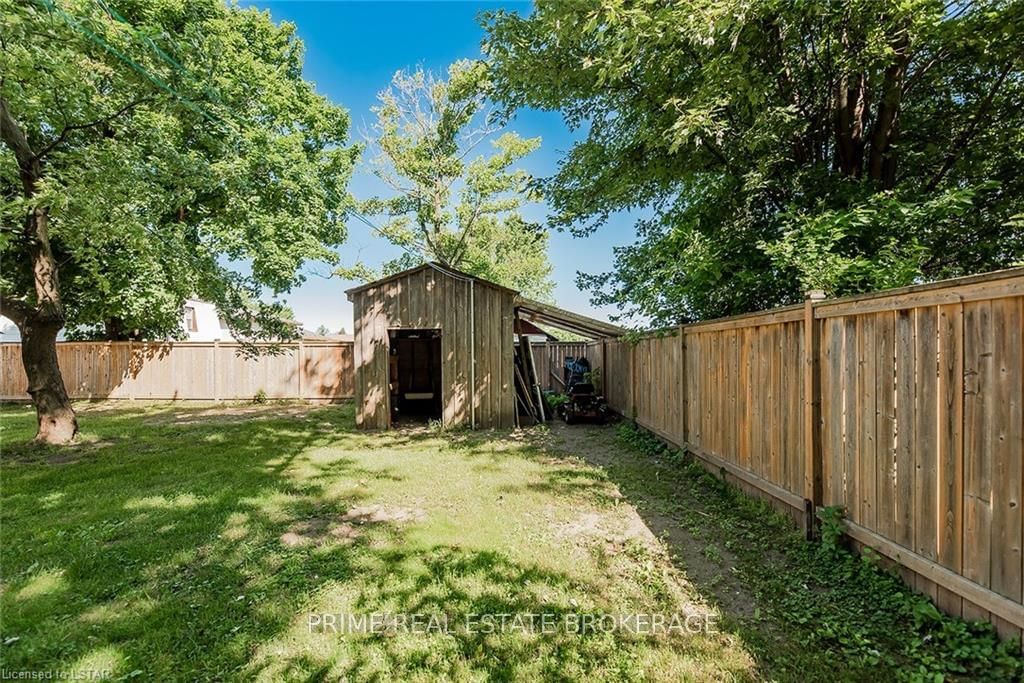 Listing Image 7