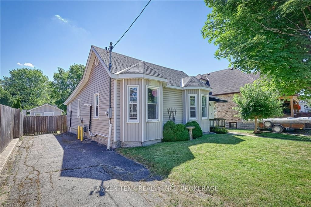 Listing Image 2