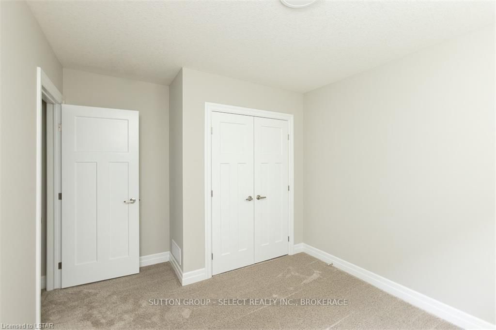 Listing Image 28