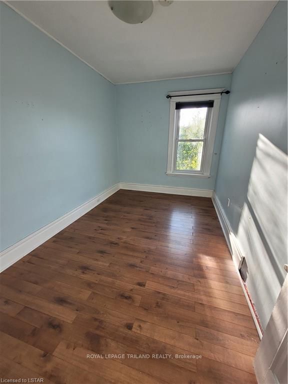 Listing Image 17