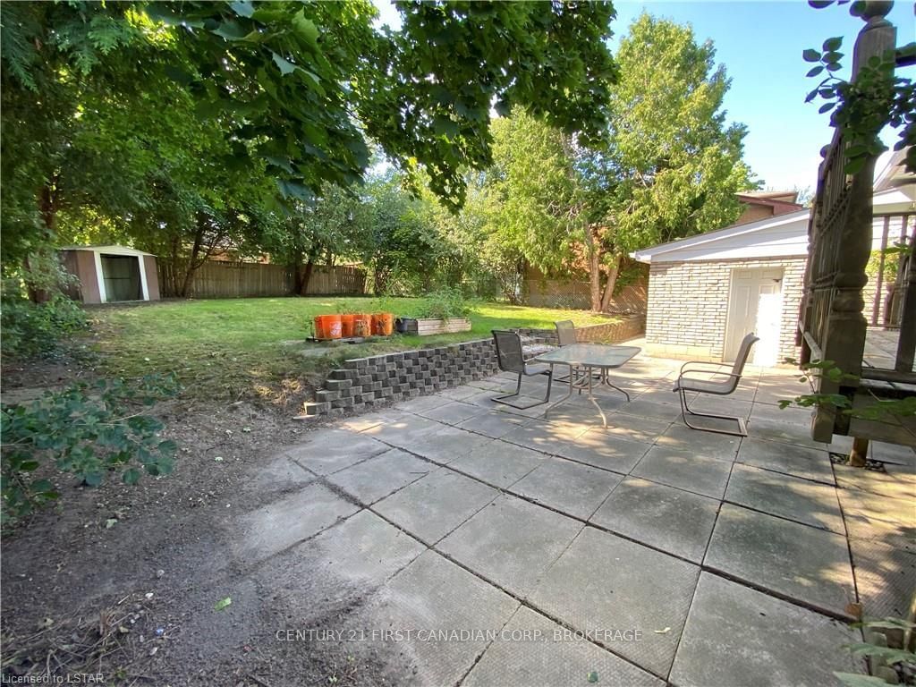 Listing Image 7