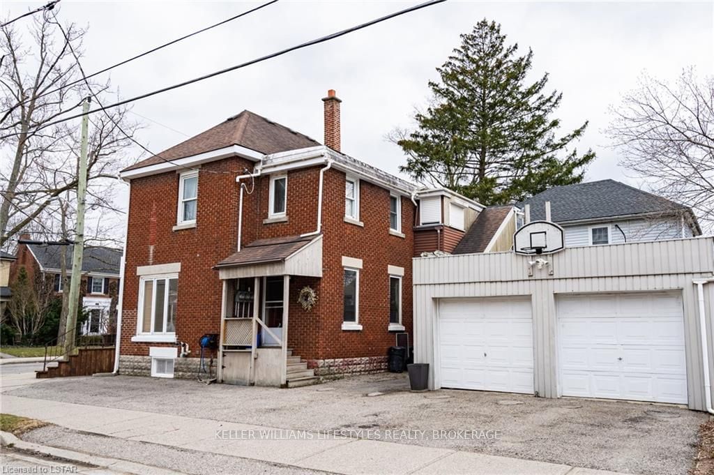 Listing Image 3
