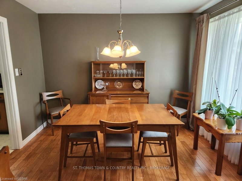 408 John St S, Aylmer, N5H 2E4 | Image 3