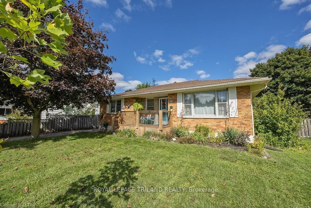 Listing photo 2