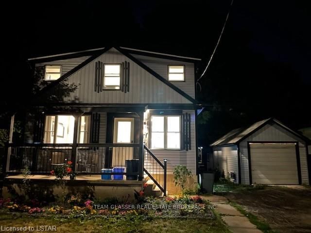 Listing photo 2