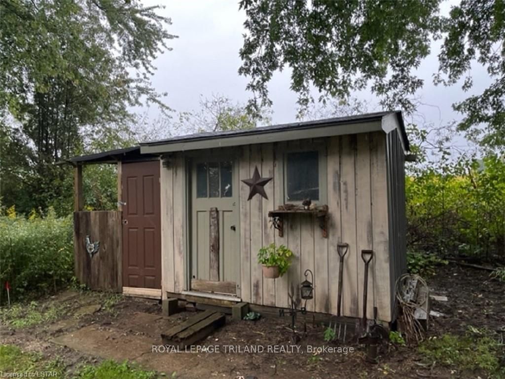 Listing Image 7