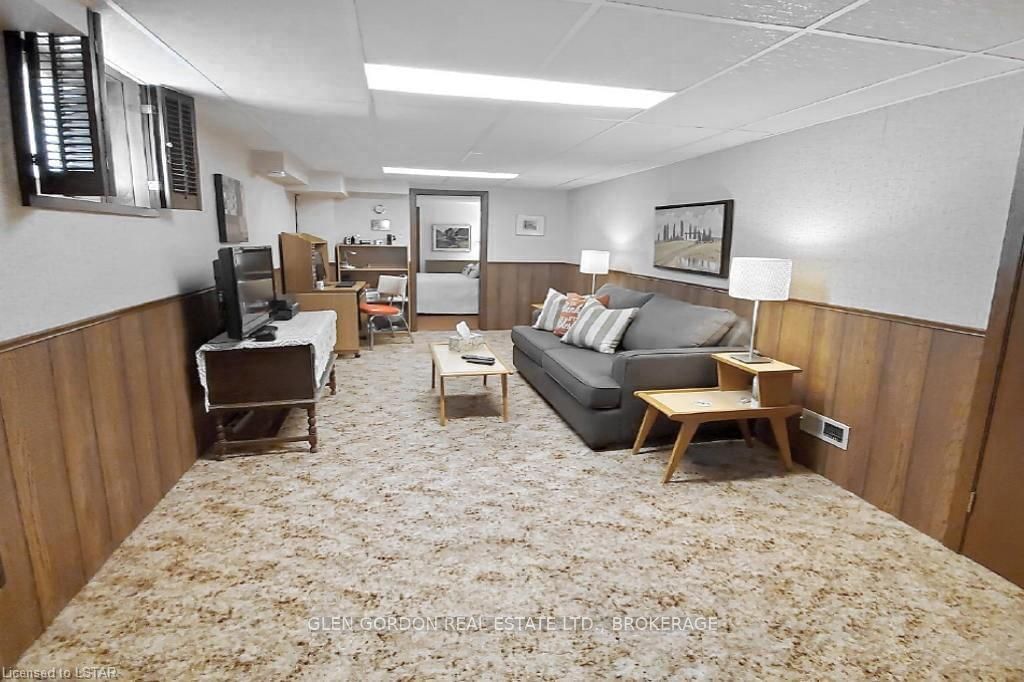 Listing Image 22
