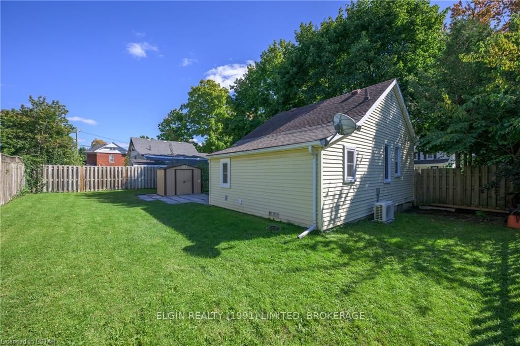Listing Image 7