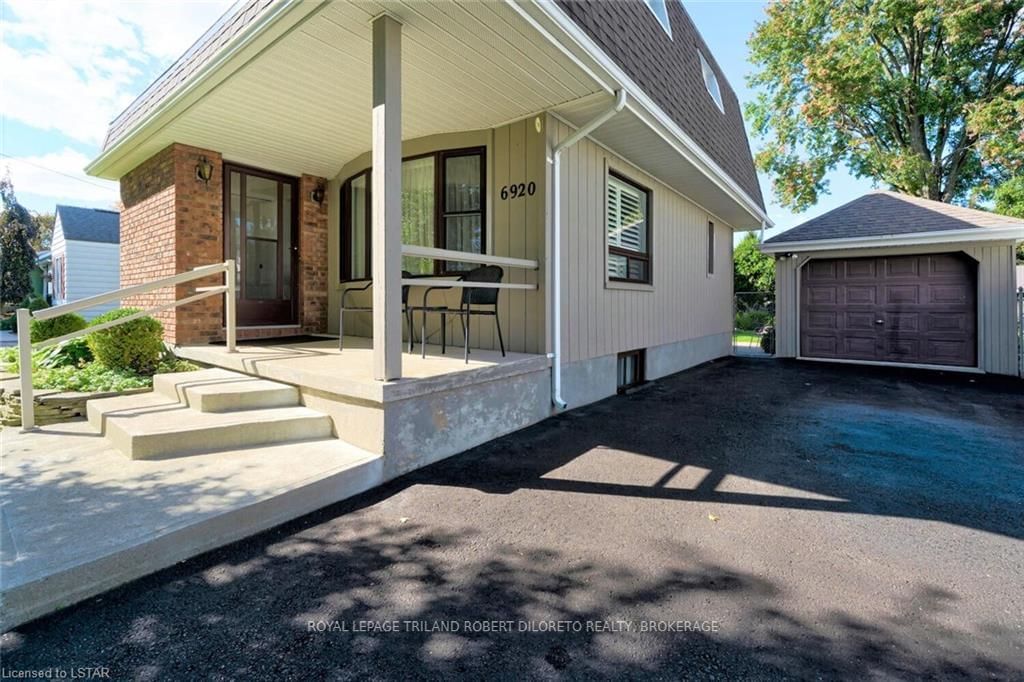 Listing Image 3