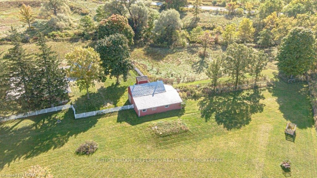 Listing Image 16