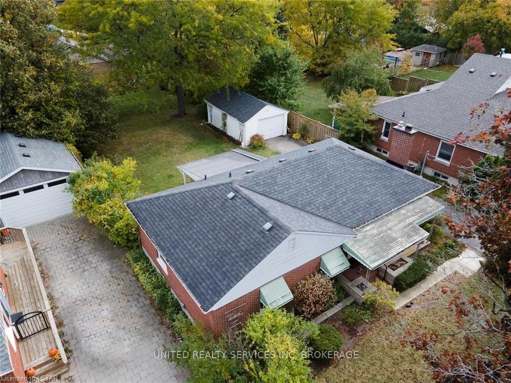Listing Image 3