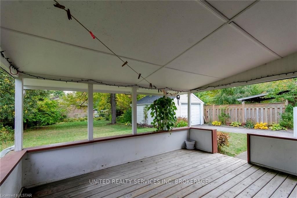 Listing Image 7