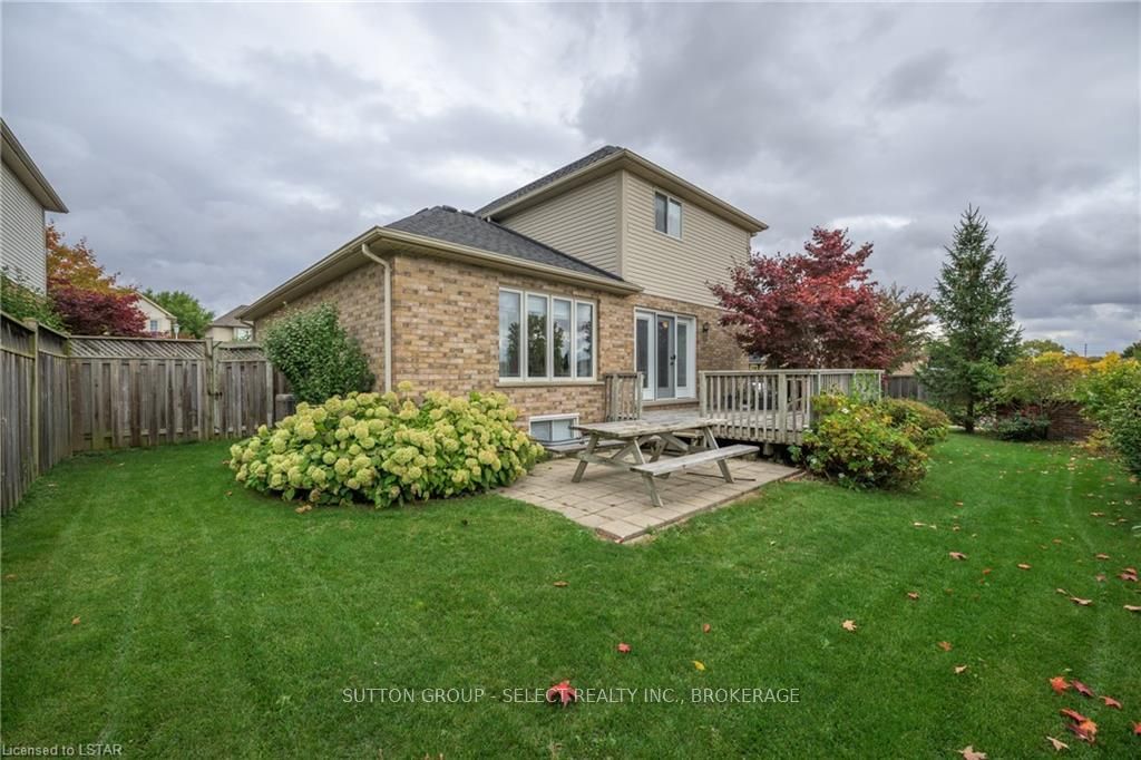 Listing Image 6