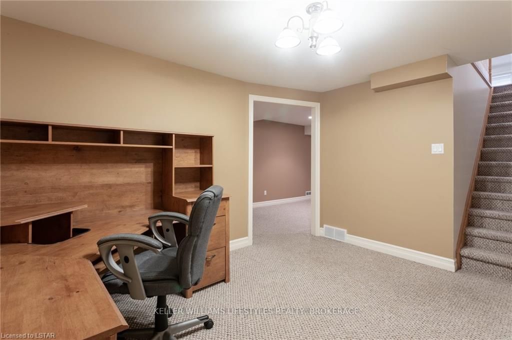 Listing Image 33