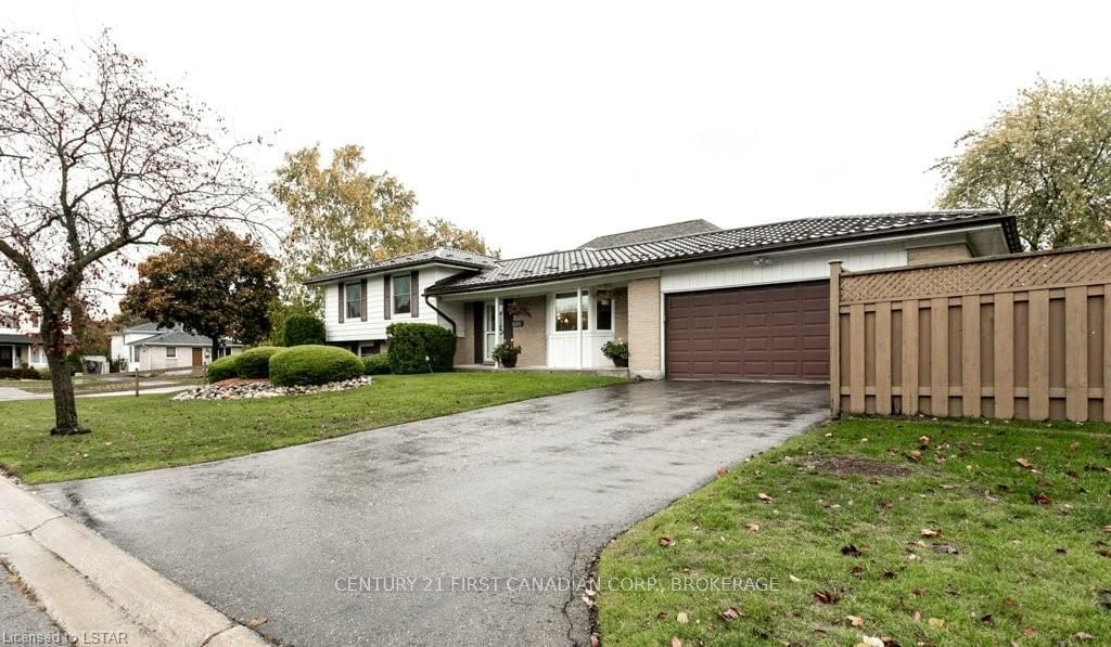 Listing Image 3