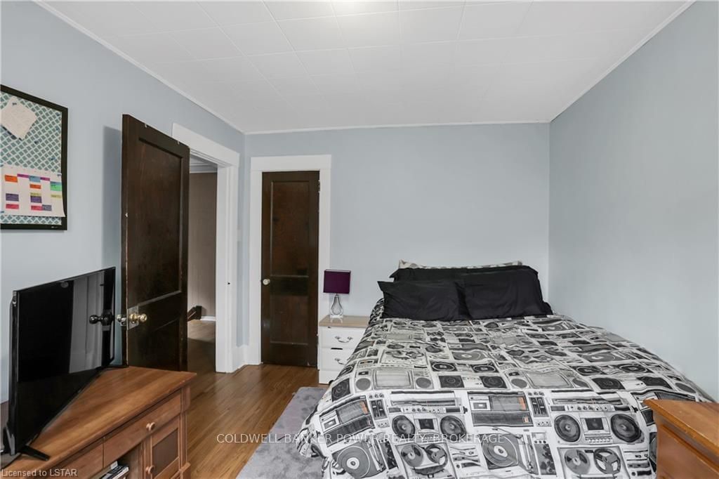 Listing Image 18