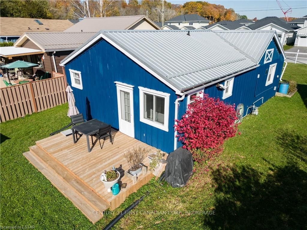 Listing Image 3