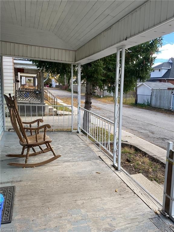 Listing Image 3