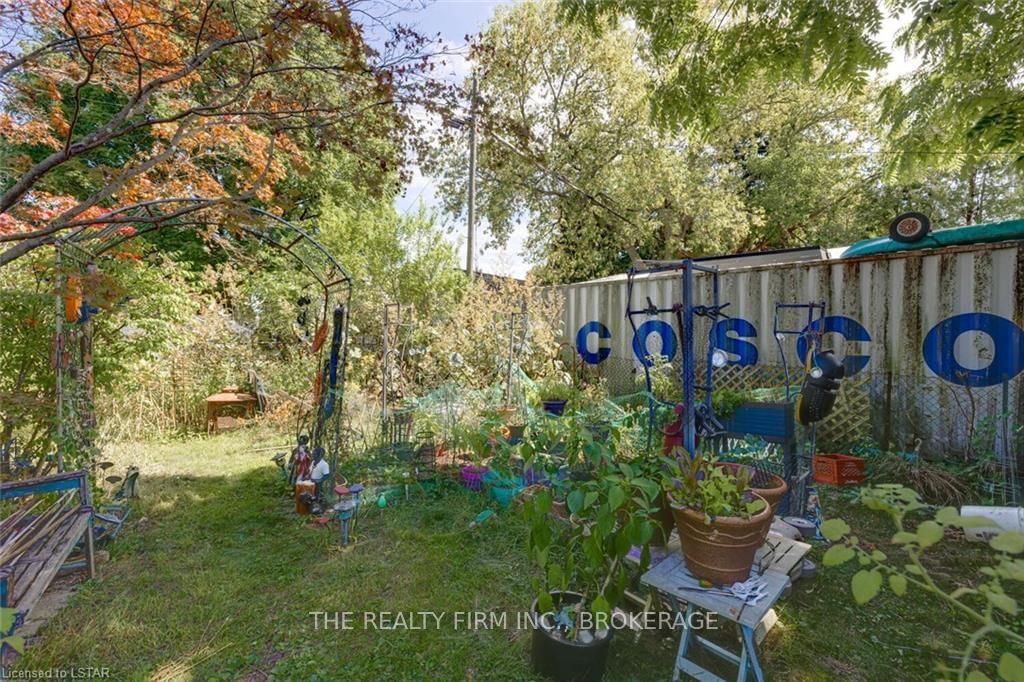 Listing Image 7