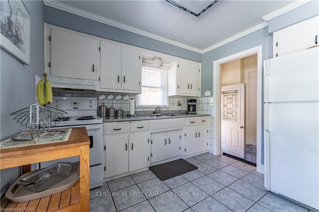 Listing Image 20