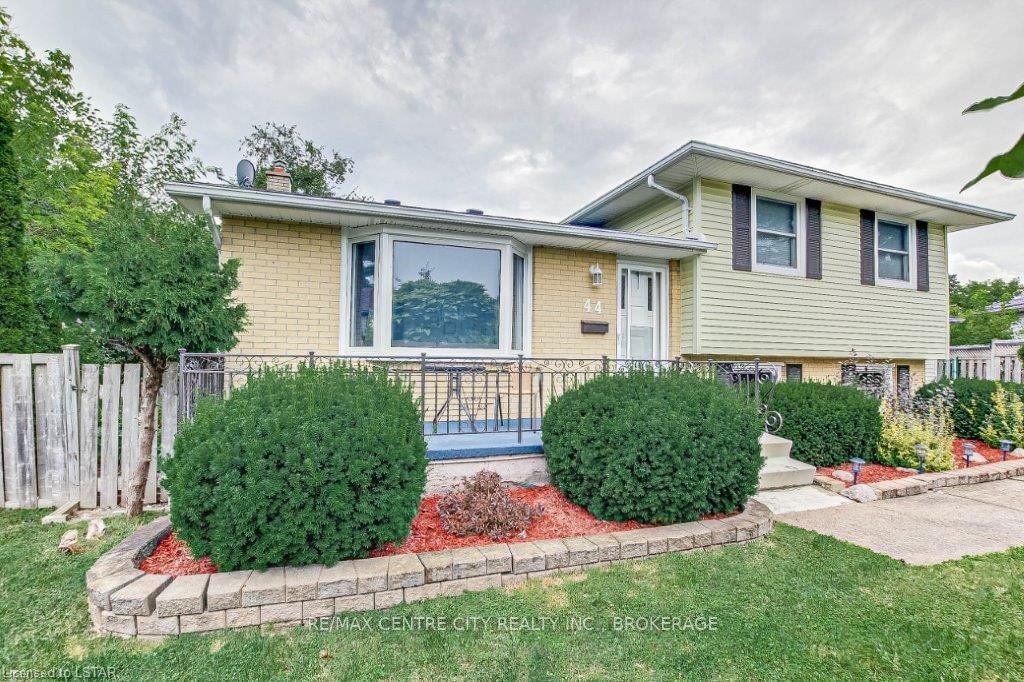Listing photo 3