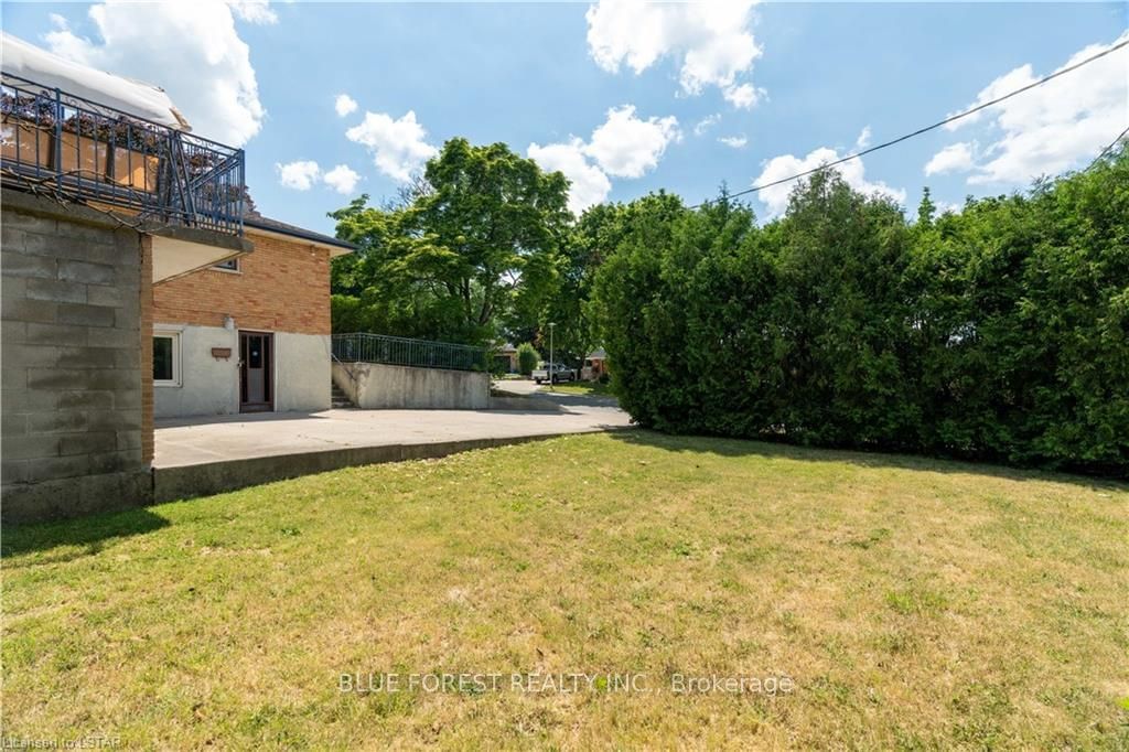 Listing Image 7