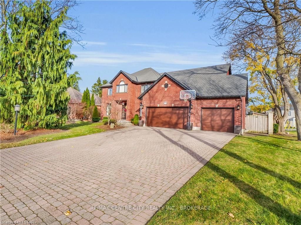 Listing Image 3