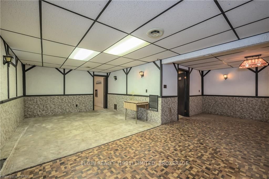 Listing Image 33